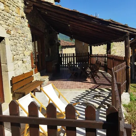 La Fontina De Casa rural *